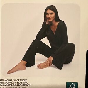 Banana Republic Black Ribbed Two-Piece Set Lounge Set